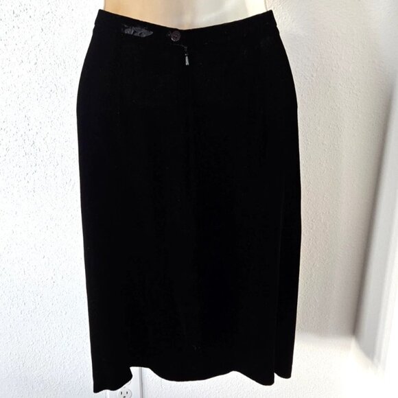 Vintage Talbots Black Velvet A-Line Skirt Women's Size 8P Excellent - Picture 5 of 6